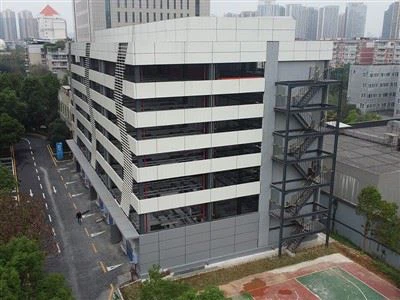 Češalj-Parking oprema za vertikalno podizanje zubaca